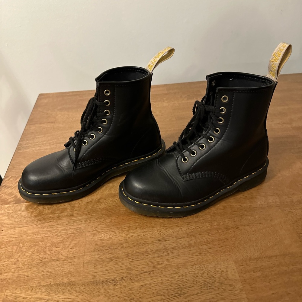 GUC Dr. Martens Black Leather Combat Boots–US 7M/8L - Picture 3 of 7